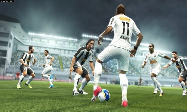 Download Pro Evolution Soccer 2013 Full Crack PC Game